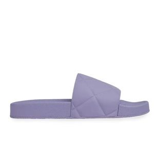 Purple bottega veneta slides